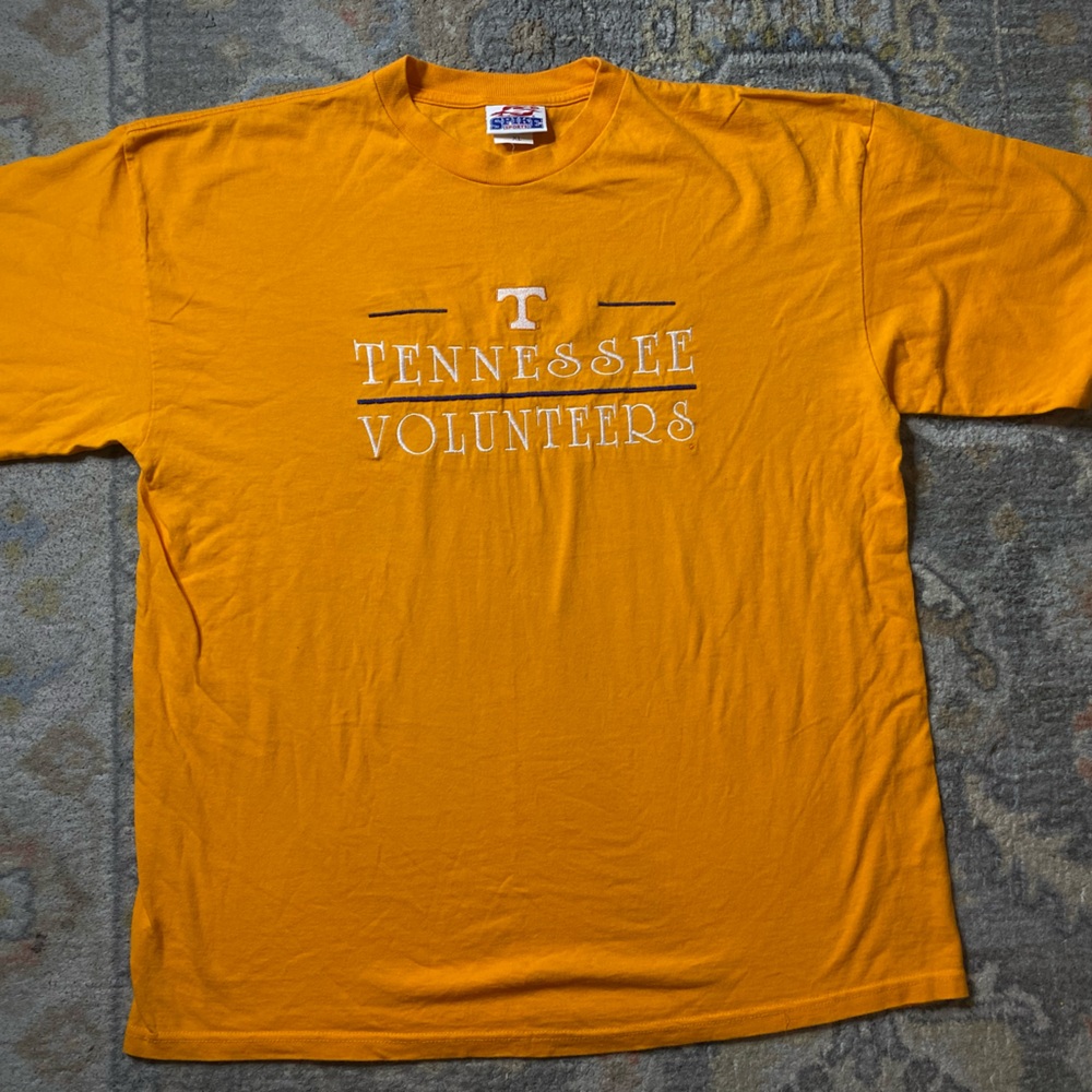 Vintage  Tennessee Volunteers Spell out Embroidered Logo T Shirt Sz XL